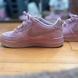 Air Force 1 '07 LV8 GS 'Light Arctic Pink' 5y